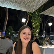 Graduada en Ciencias y con Máster en Ingeniería, disponible para dar clases de refuerzo de biología.